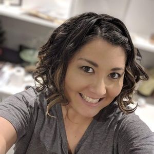 Meet your Posher, Kimberly